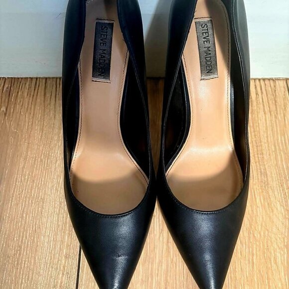 Steve Madden Black Stiletto Heels - Picture 1 of 8